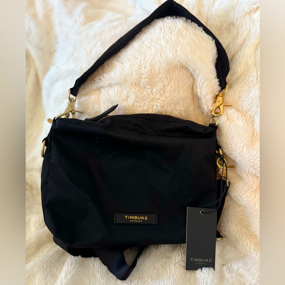 Timbuk2 Adapt Crossbody in Black